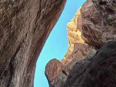 -天山神秘大峡谷