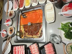 -海底捞火锅(新松江路生日主题店)