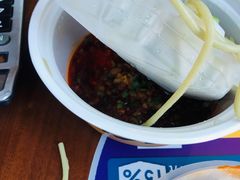 -霸蛮湖南菜·牛肉粉(荣京西街店)