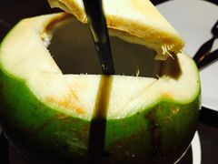 鲜椰子-Rimpa Lapin悬崖餐厅