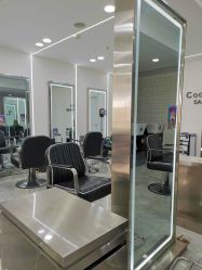 -Coo Hair salon