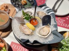 招牌鲜活生蚝拼盘-Petit Oyster叫嚎(平安金融中心店)