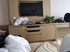 -兴芮温泉度假区