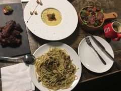 -HIGH FIVE哈福手工汉堡(桂林路店)