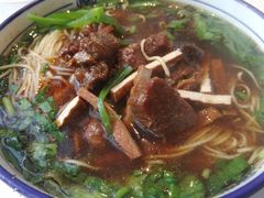 -镇南锅盖面馆(解放路店)