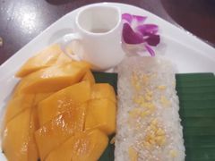 -Dang restaurant (patong phuket)