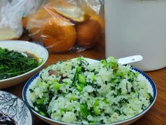 -胡子饮食店