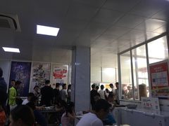 大堂-汪家馄饨(集庆路店)