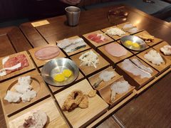 -银米·云南传统过桥米线(双廊黑金冠店)