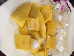 -Dang restaurant (patong phuket)