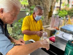 -詹爷爷乌节路街头冰淇淋