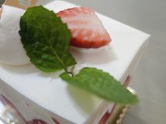 -花花卷卷·鲜食蛋糕(泉屋店)