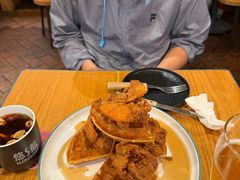 炸鸡华夫饼brunch-悠航SLOWBOAT(三里屯店)