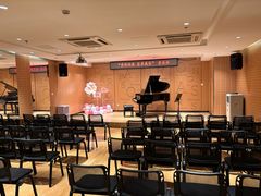 -柏斯音乐艺术中心·钢琴·吉他(上音店)