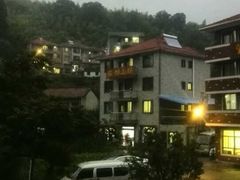 -藏龙百瀑风景区