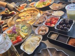 -铭牛烧肉·和牛海鲜自助(高新月牙湖店)