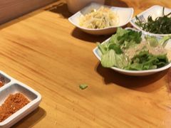 -唯成•韩国炭火烤肉 유성고기