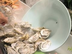 -四囍码头海鲜烧烤自助火锅(外滩南京东路悦荟广场店)