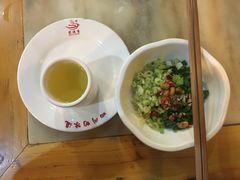 味碟-蜀滋香鲜鱼美蛙火锅(339店)