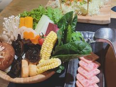 -湊湊火锅·茶憩(上海合生汇店)