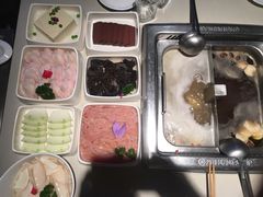 -海底捞火锅(杭州庆春路夜宵主题店)