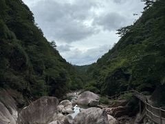 -鄣山大峡谷