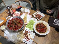 -叶派龙虾•招牌香辣蟹·海鲜(中海国际店)