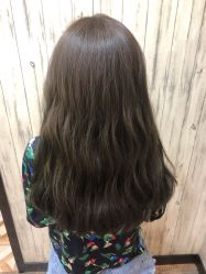 -首脑美发沙龙