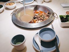 -左庭右院鲜牛肉火锅(浦江欢乐颂店)