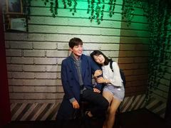-厦门帷幕开啦红地毯蜡像艺术馆