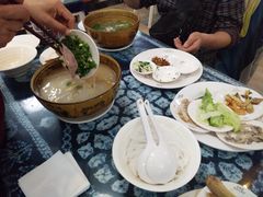 -桥香园云南过桥米线(金马碧鸡店)