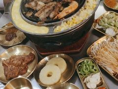 -胡悦里韩式烤肉(芝罘万达广场店)