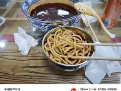 -陇上全荟兰州传统牛肉面(延吉路店)