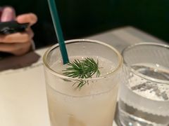 -静香HOUSE·全时段融合餐厅(七星欢乐颂店)