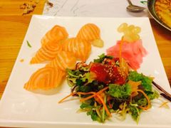 -青瓦餐厅·生鱼片·韩园烤肉(西塔店)