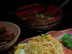 缅式凉鸡米线-花马天堂云南餐厅 Lost Heaven(外滩店)