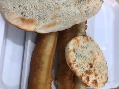 -门庭若市豆浆油条(恒生广场店)