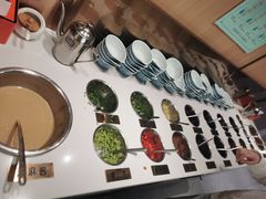 餐具摆设-鲜锦记潮汕牛肉火锅(月坛店)