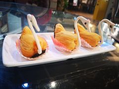 天鹅榴莲酥-粤轩楼广式特色餐厅(青岛路店)