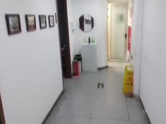 -毛辣果·贵州红酸汤牛肉火锅(西单店)