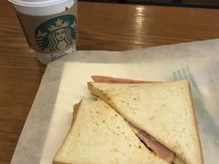 金枪鱼三明治-星巴克(天津佛罗伦萨小镇店)