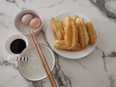 -爱的果实月嫂育婴师(世纪东方店)