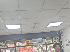 -洪霞餐馆