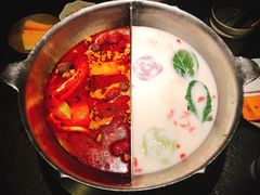 鸳鸯锅-湊湊火锅·茶憩(新中关购物中心店)