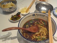 -镇南锅盖面馆(解放路店)