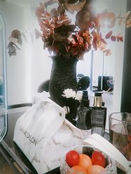 -SWANK SALON