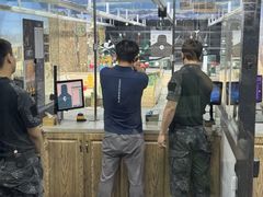 -都市枪神实弹射击俱乐部