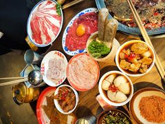 -萍姐火锅·公路夜市(武汉首店)
