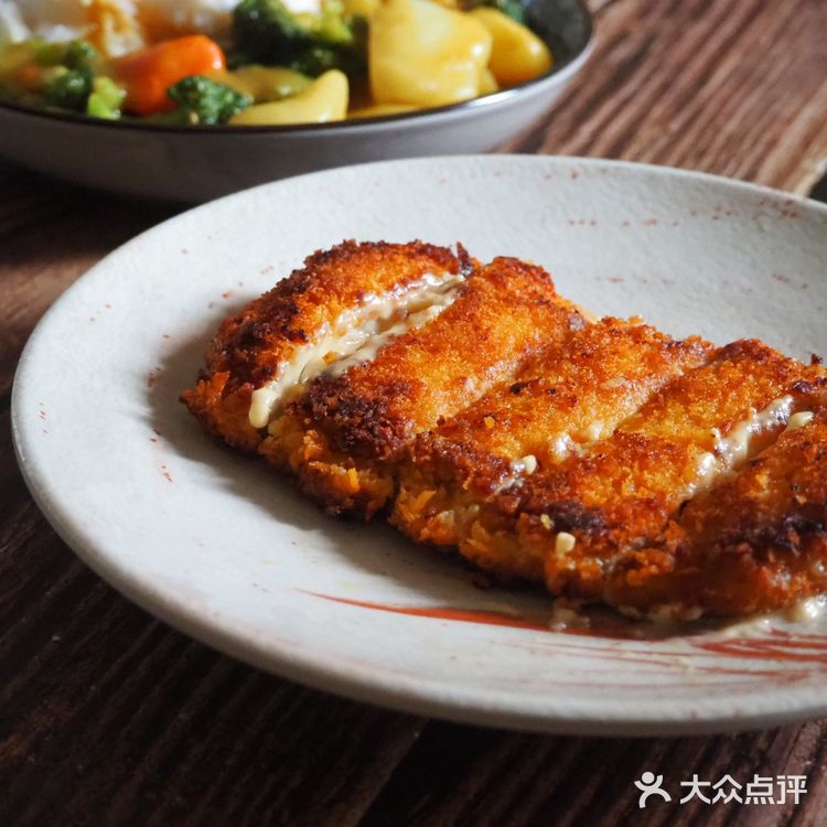 芝士爆浆咖喱炸猪排饭，真香（pang）