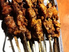 特色碳烤羊肉串-老兰家传统烧烤炒菜泡馍(小南门店)